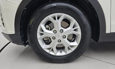 Berry New Tivoli