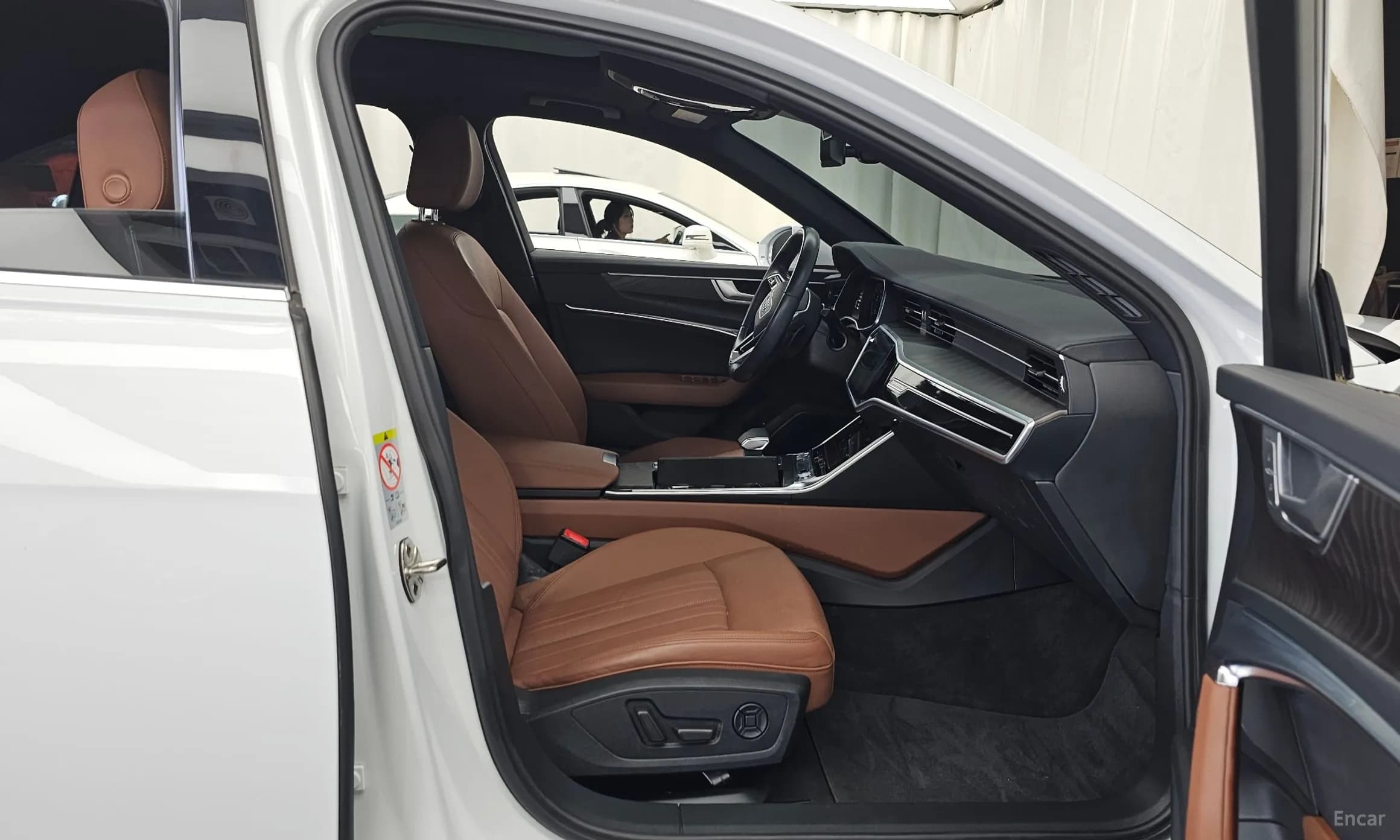 A6 (C8)