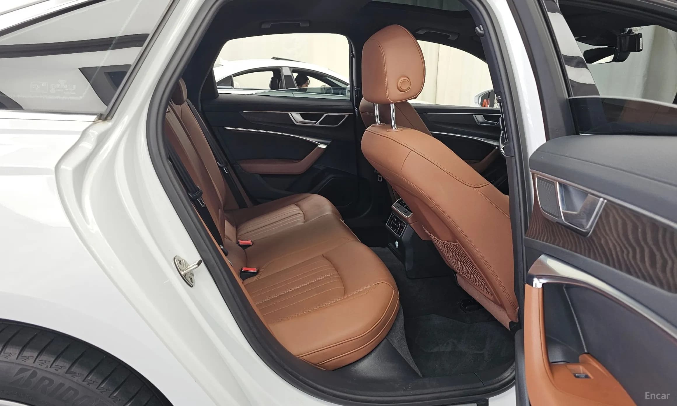 A6 (C8)
