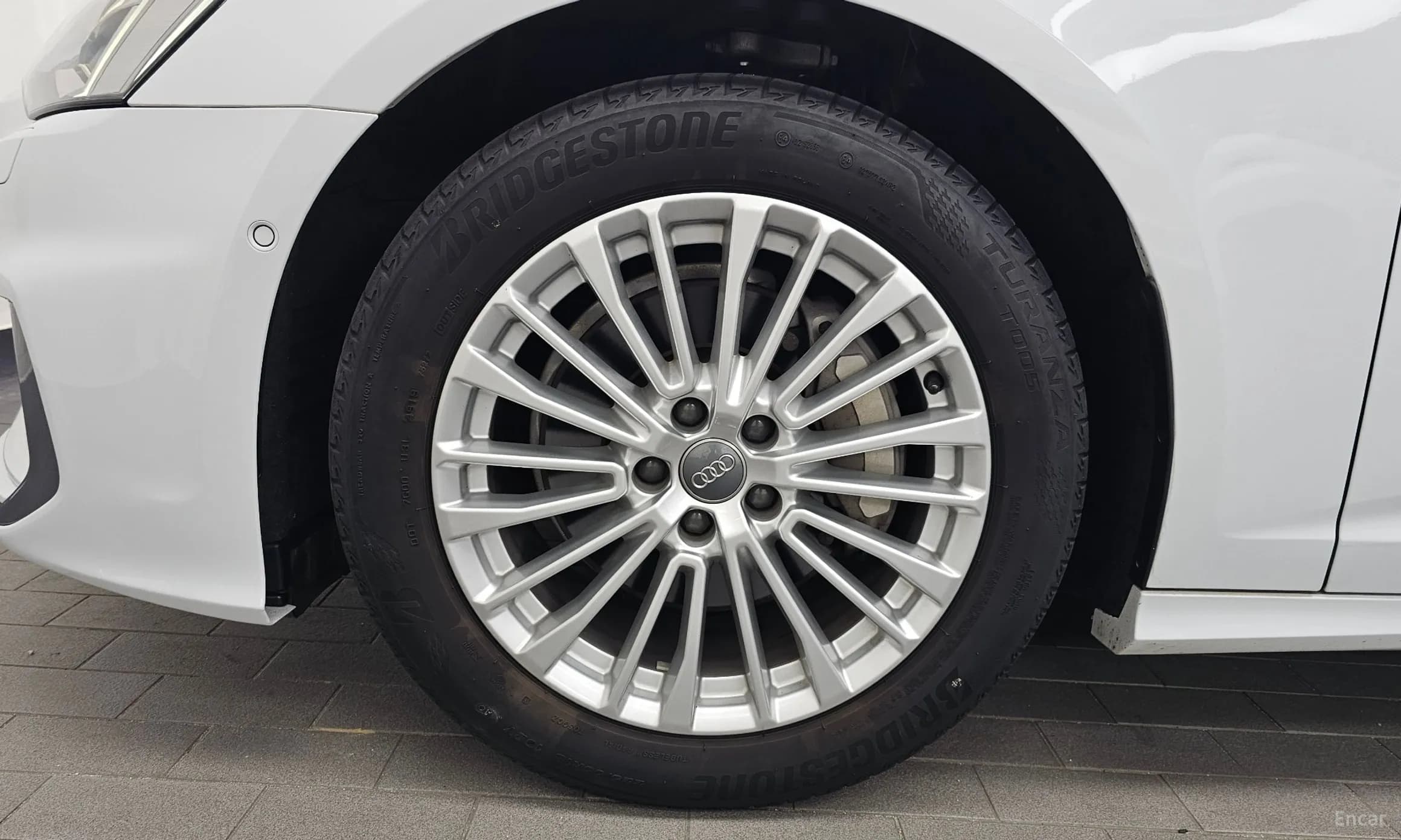 A6 (C8)