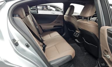 ES300h 7th Generation