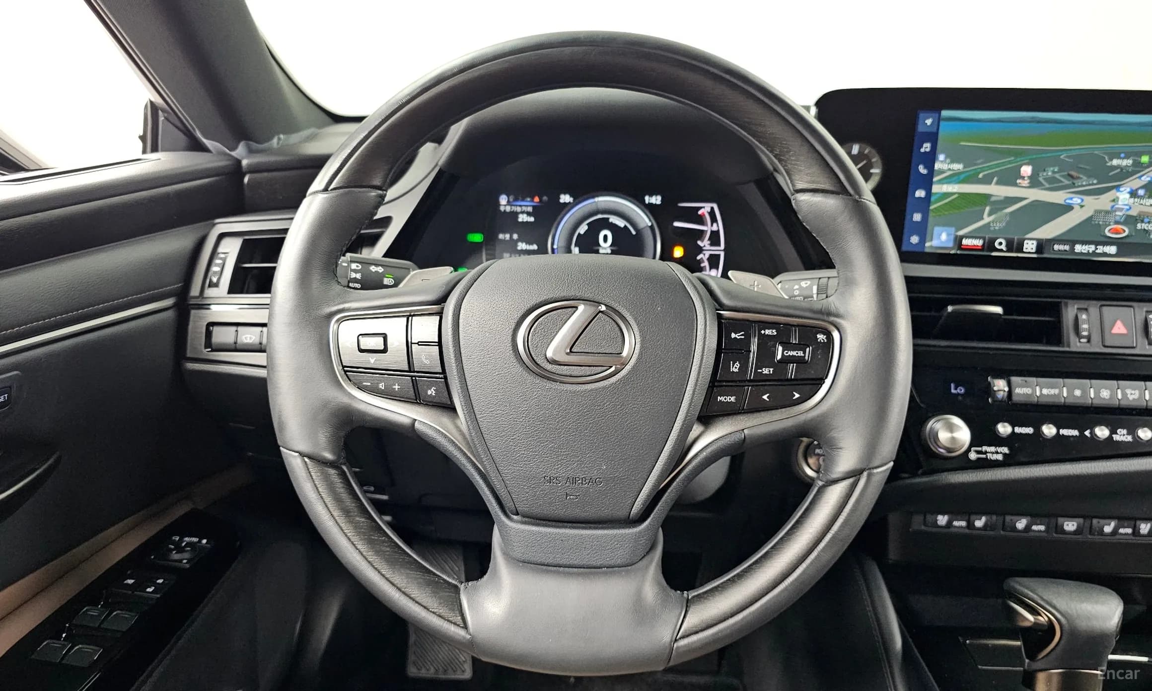 ES300h 7th Generation