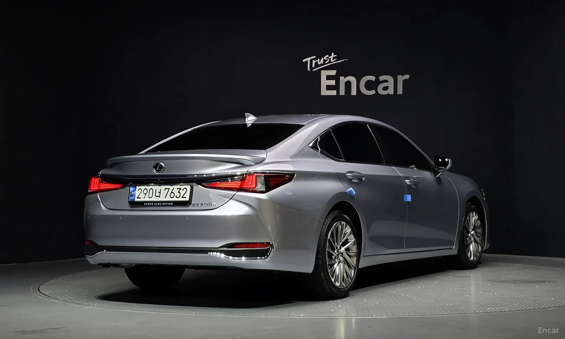 ES300h 7th Generation