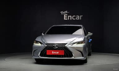 ES300h 7th Generation
