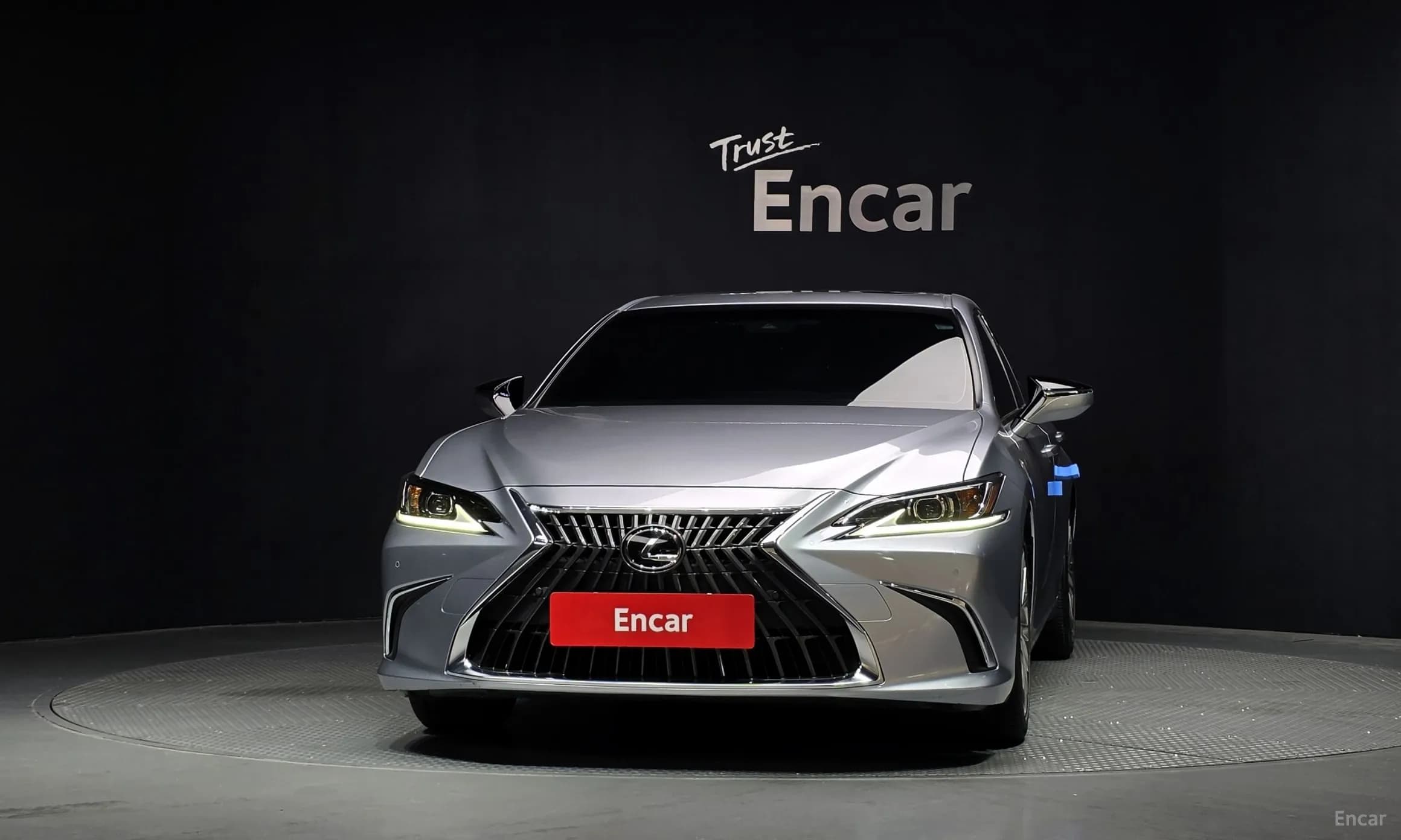 ES300h 7th Generation