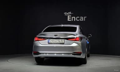 ES300h 7th Generation