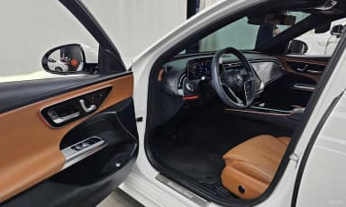 E-Class W214