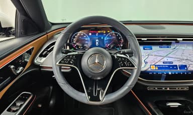 E-Class W214