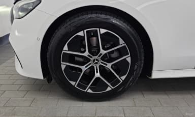 E-Class W214