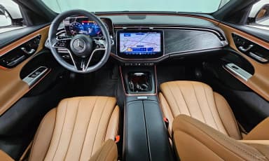 E-Class W214