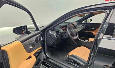 ES300h 7th Generation