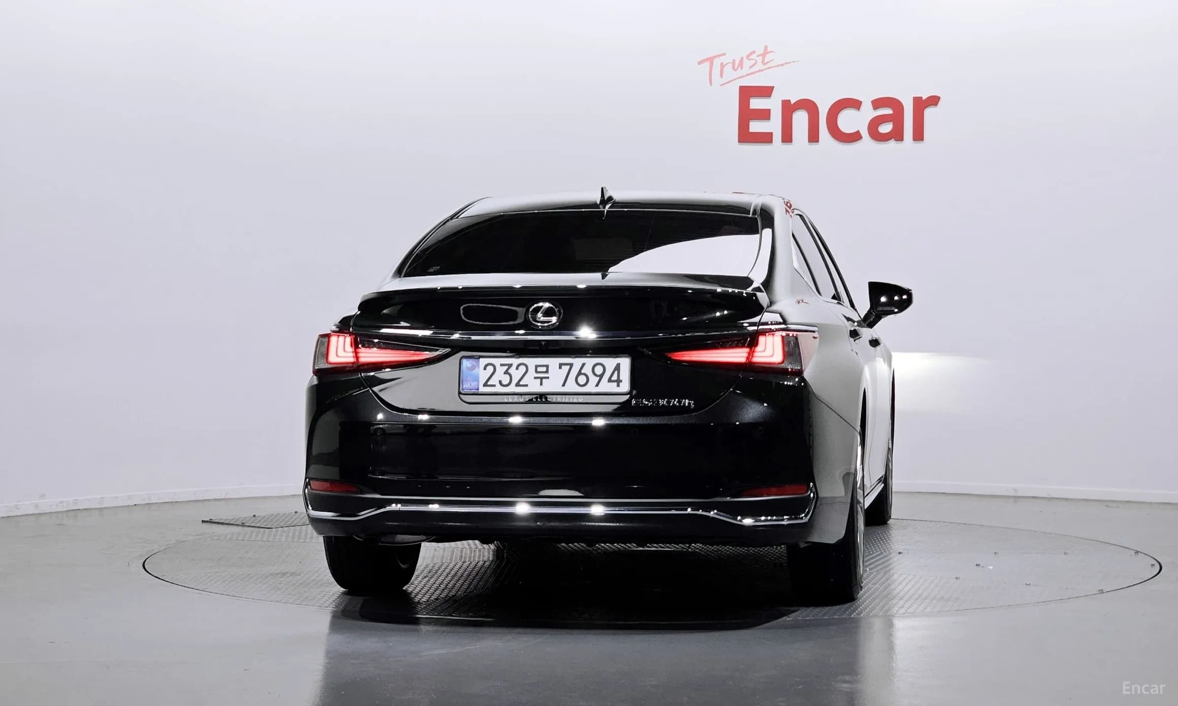 ES300h 7th Generation