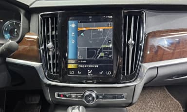 S90