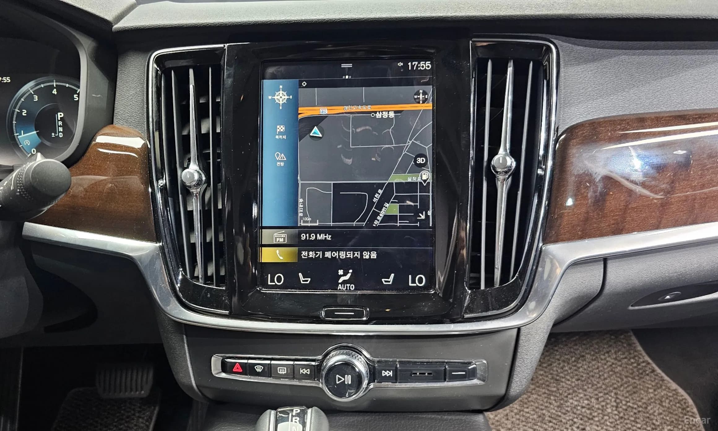 S90