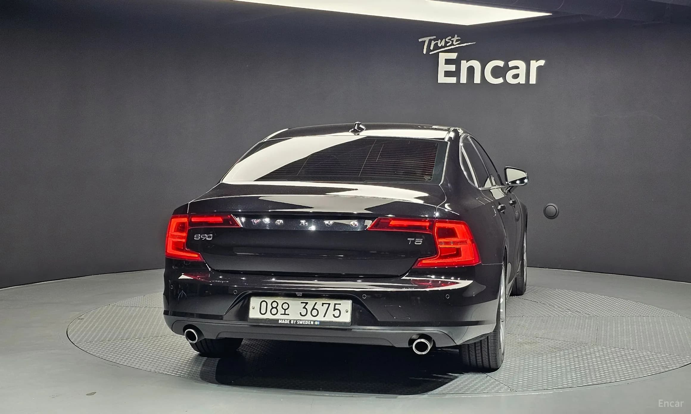 S90