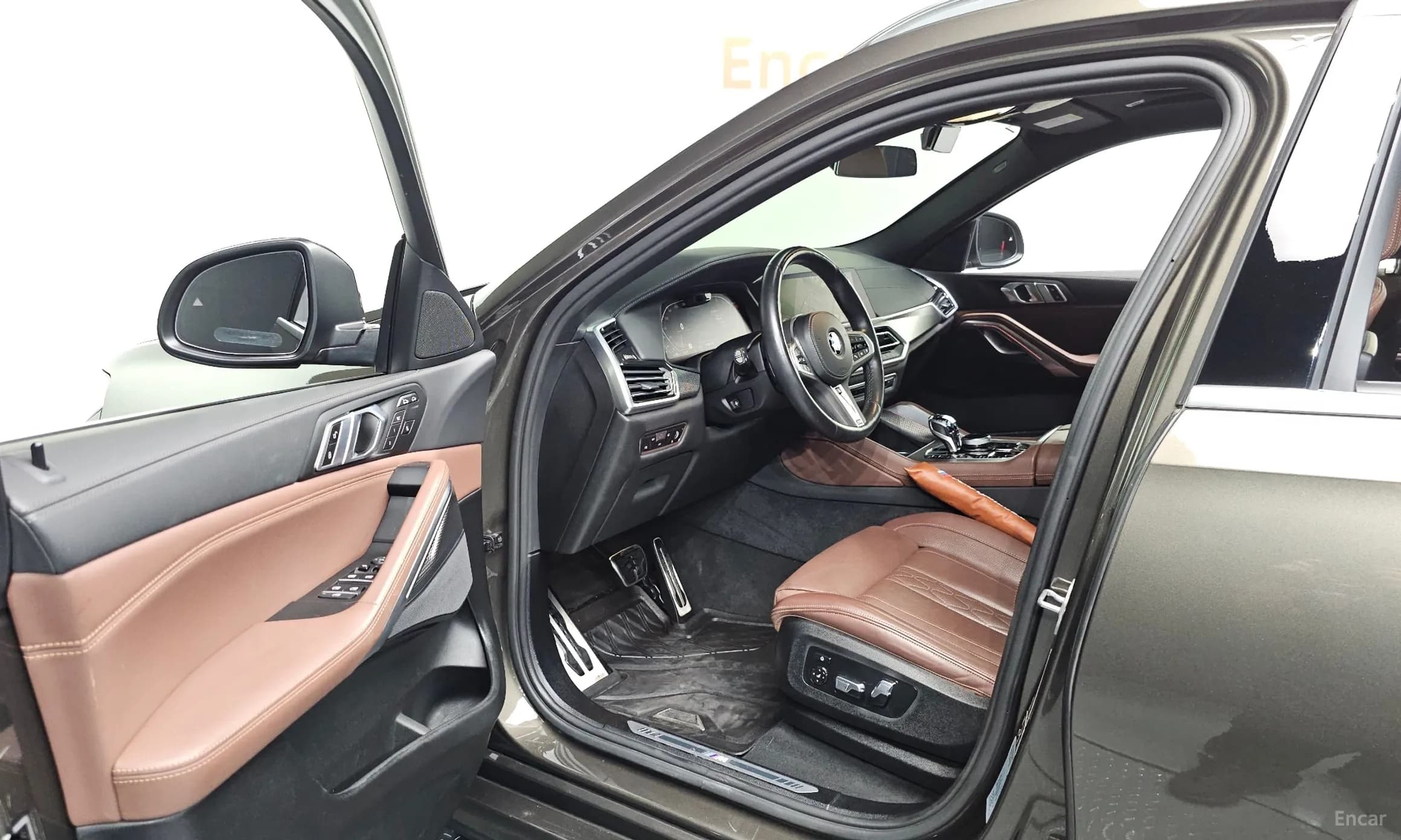 X6 (G06)