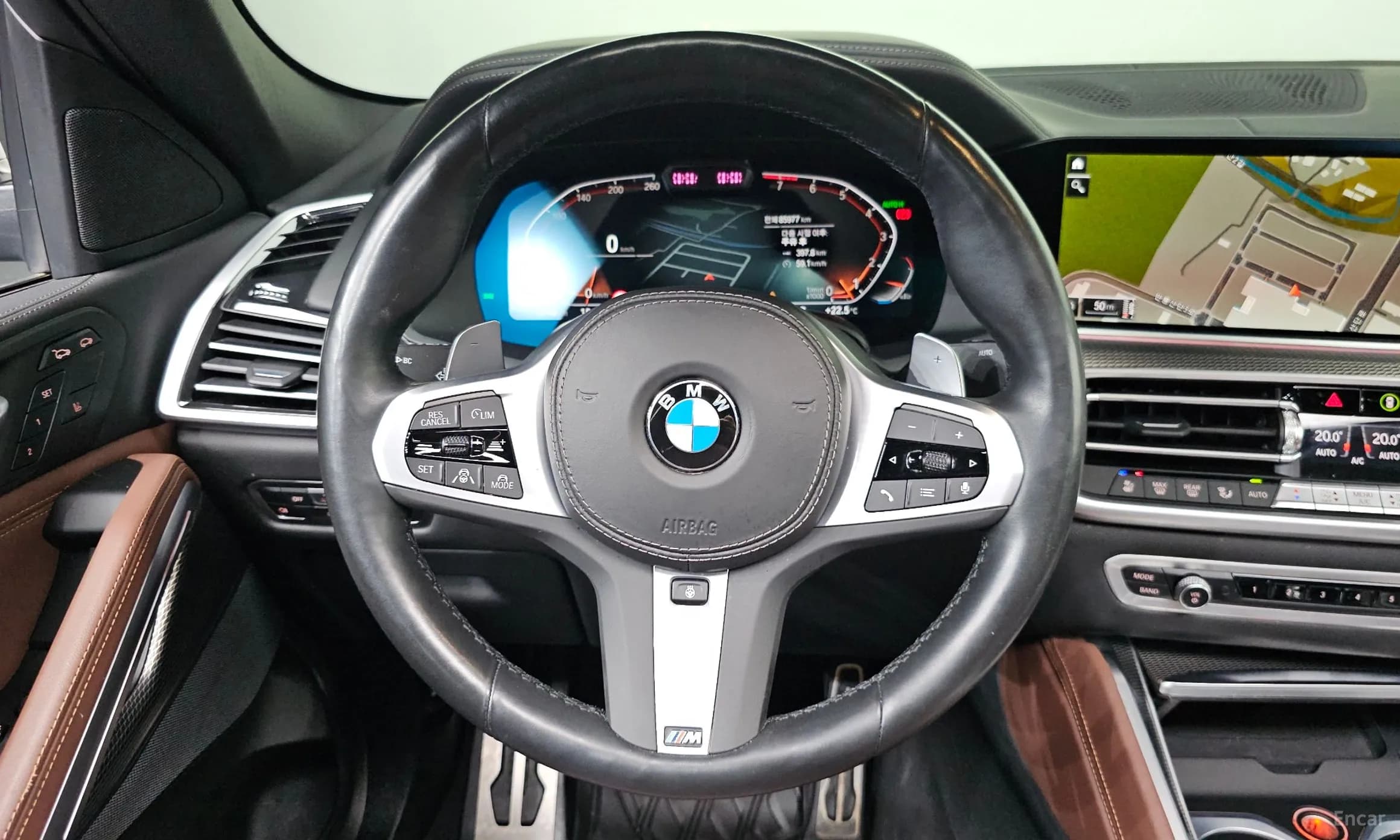 X6 (G06)