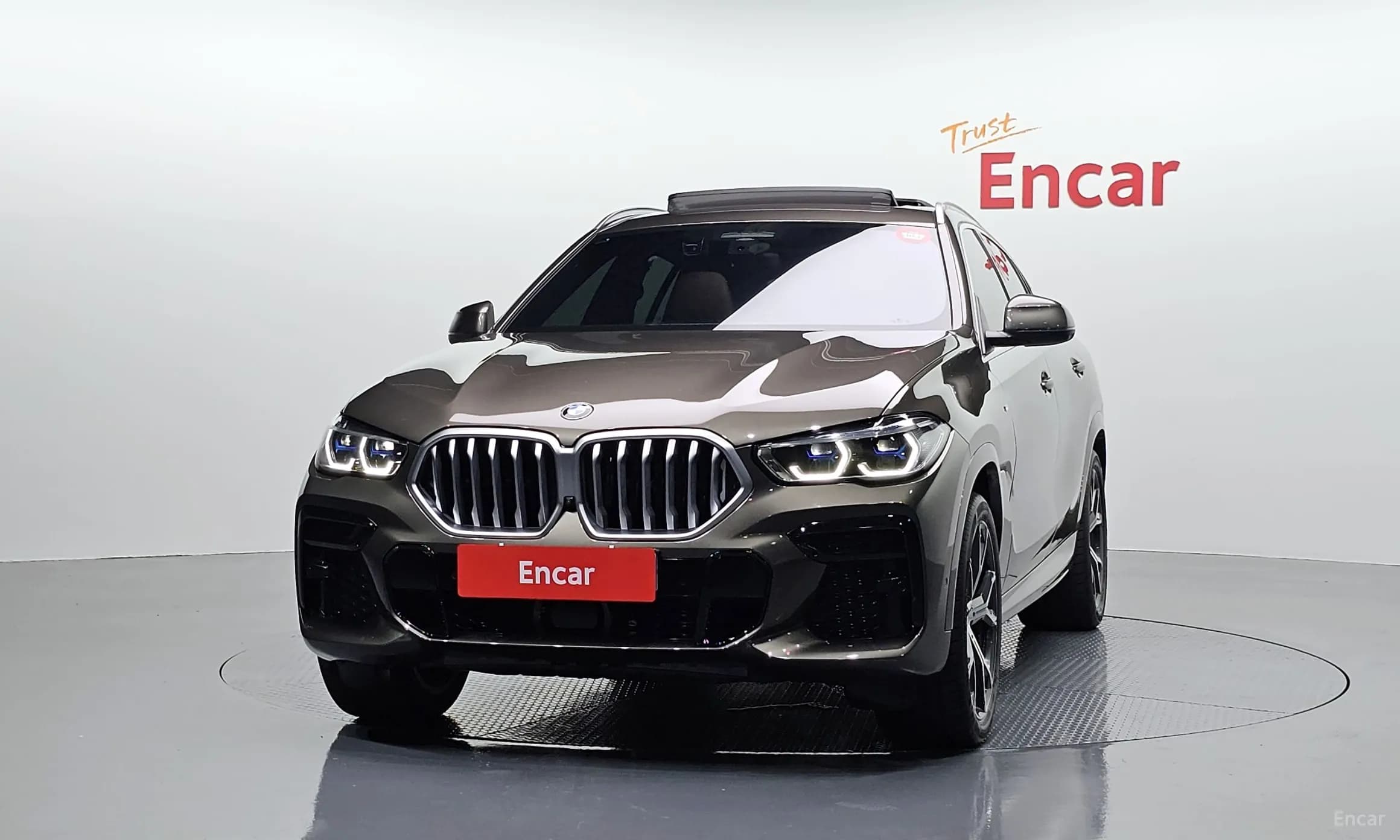 X6 (G06)