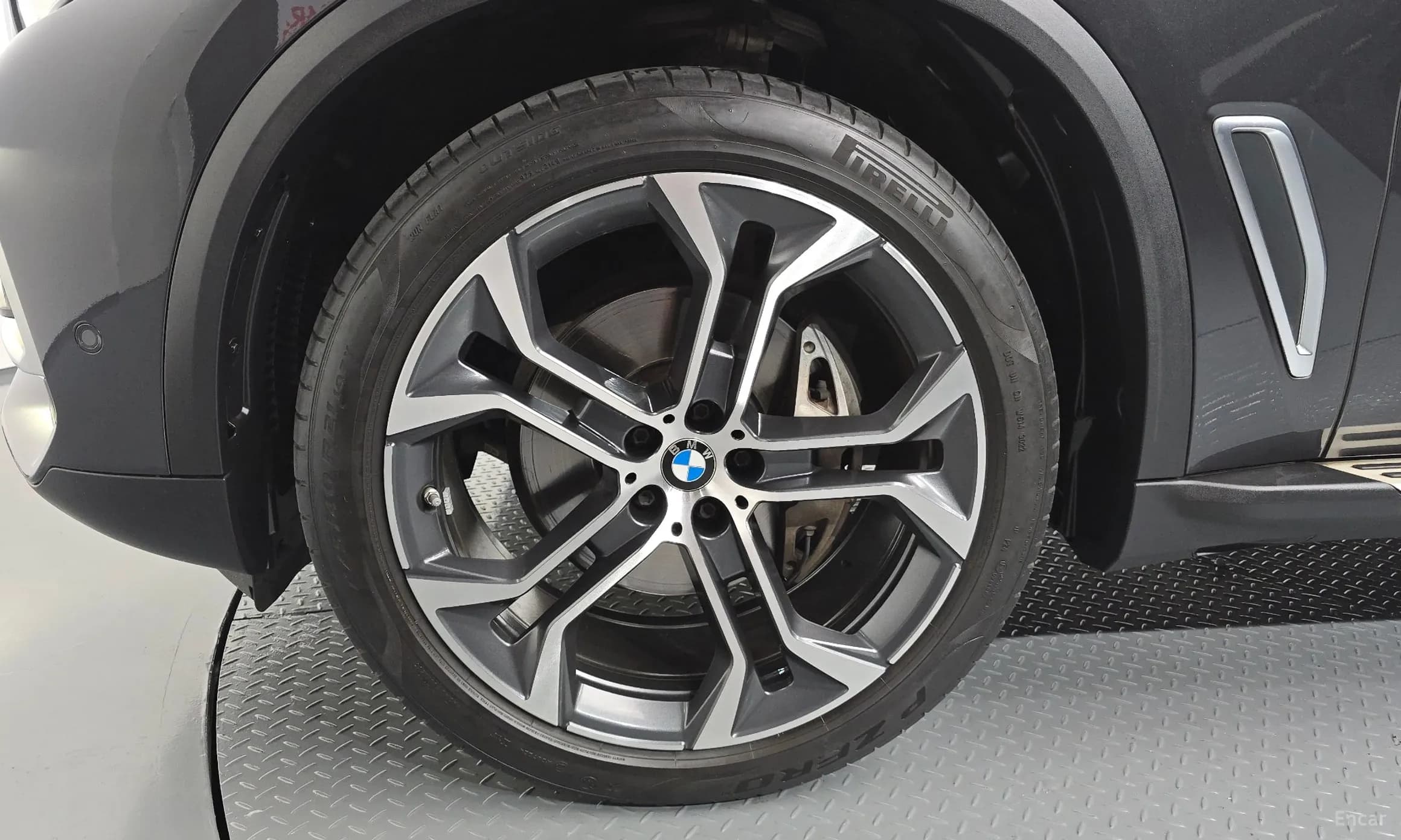 X5 (G05)