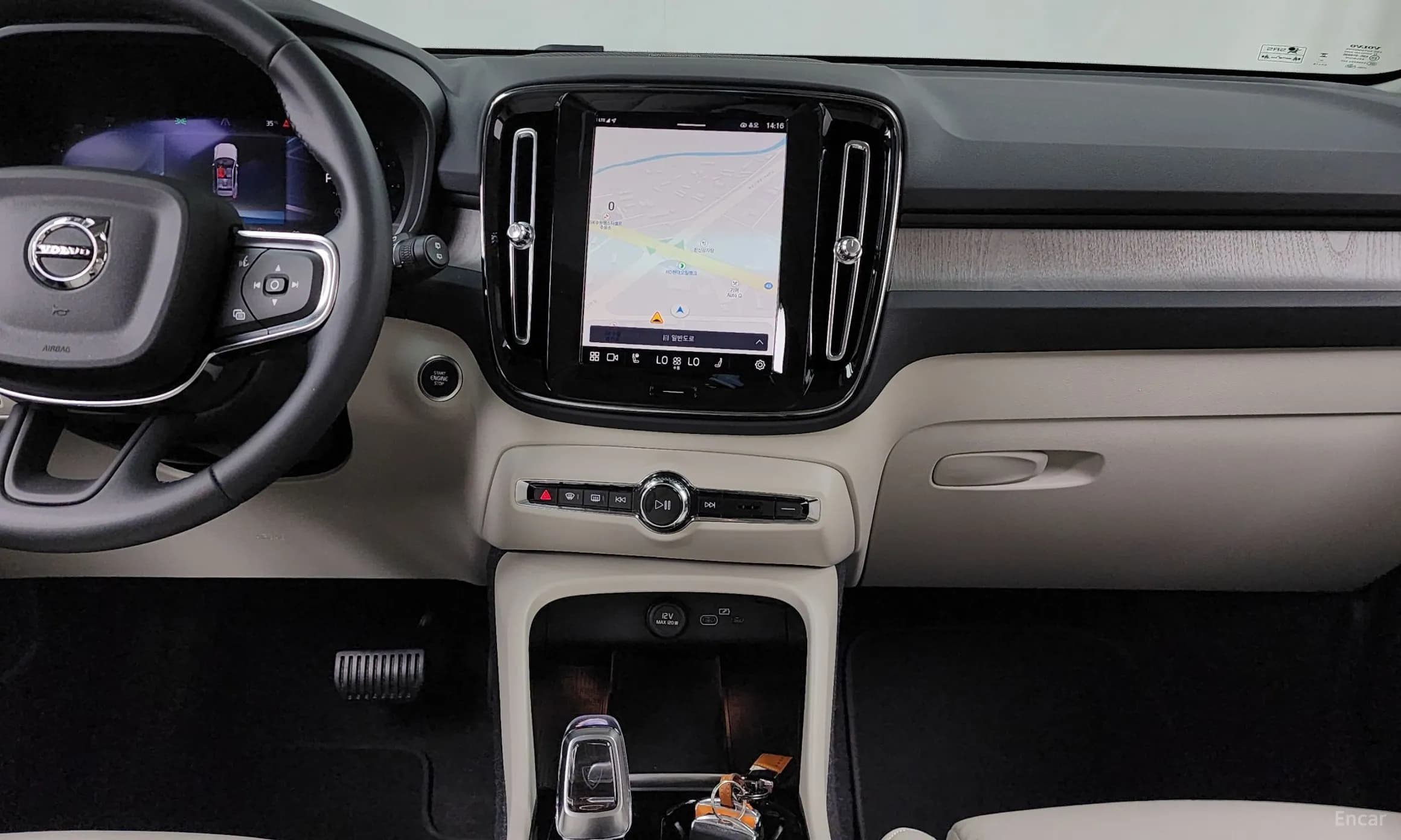 XC40