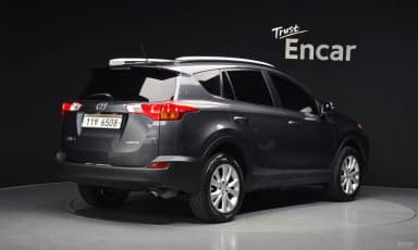 RAV4