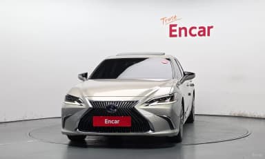 ES300h 7th Generation