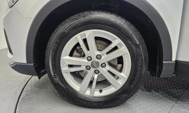 Q3 (F3)