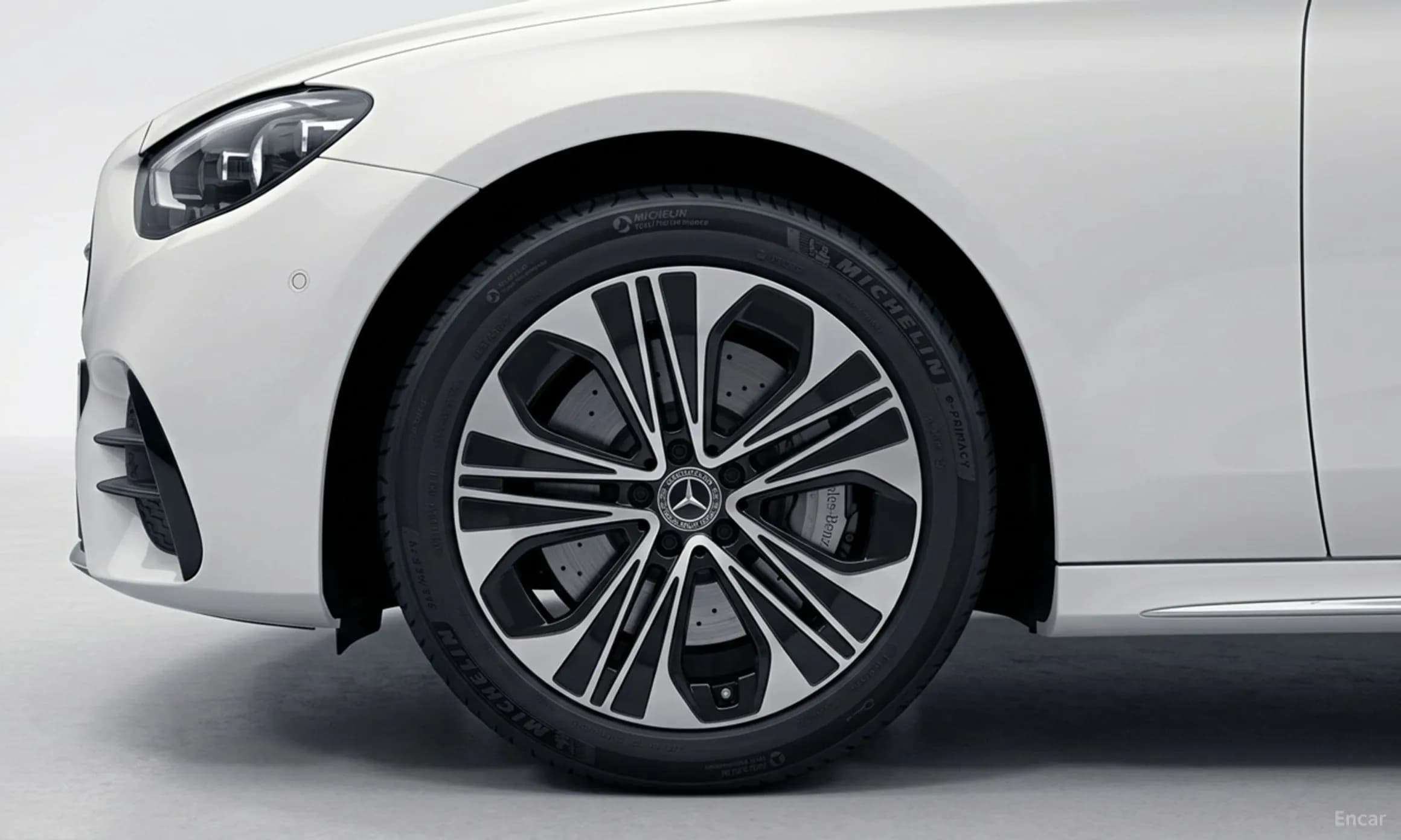 E-Class W214