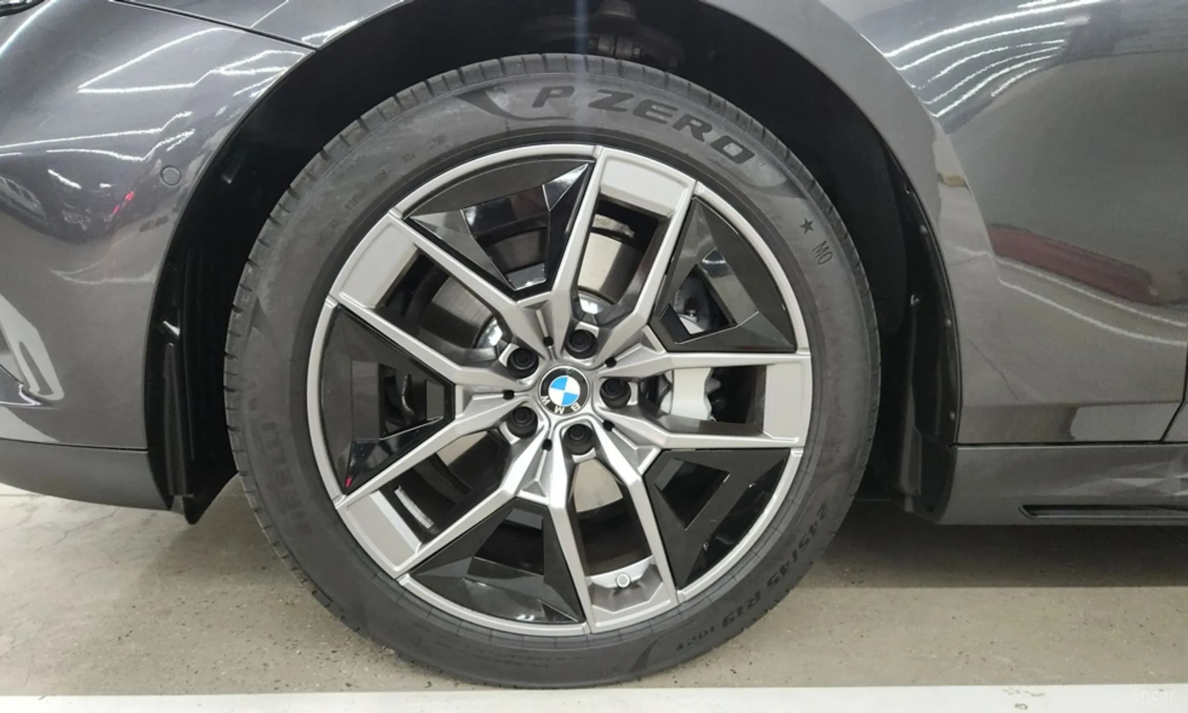 5 Series (G60)