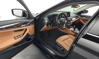 5 Series (G30)