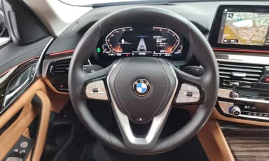5 Series (G30)
