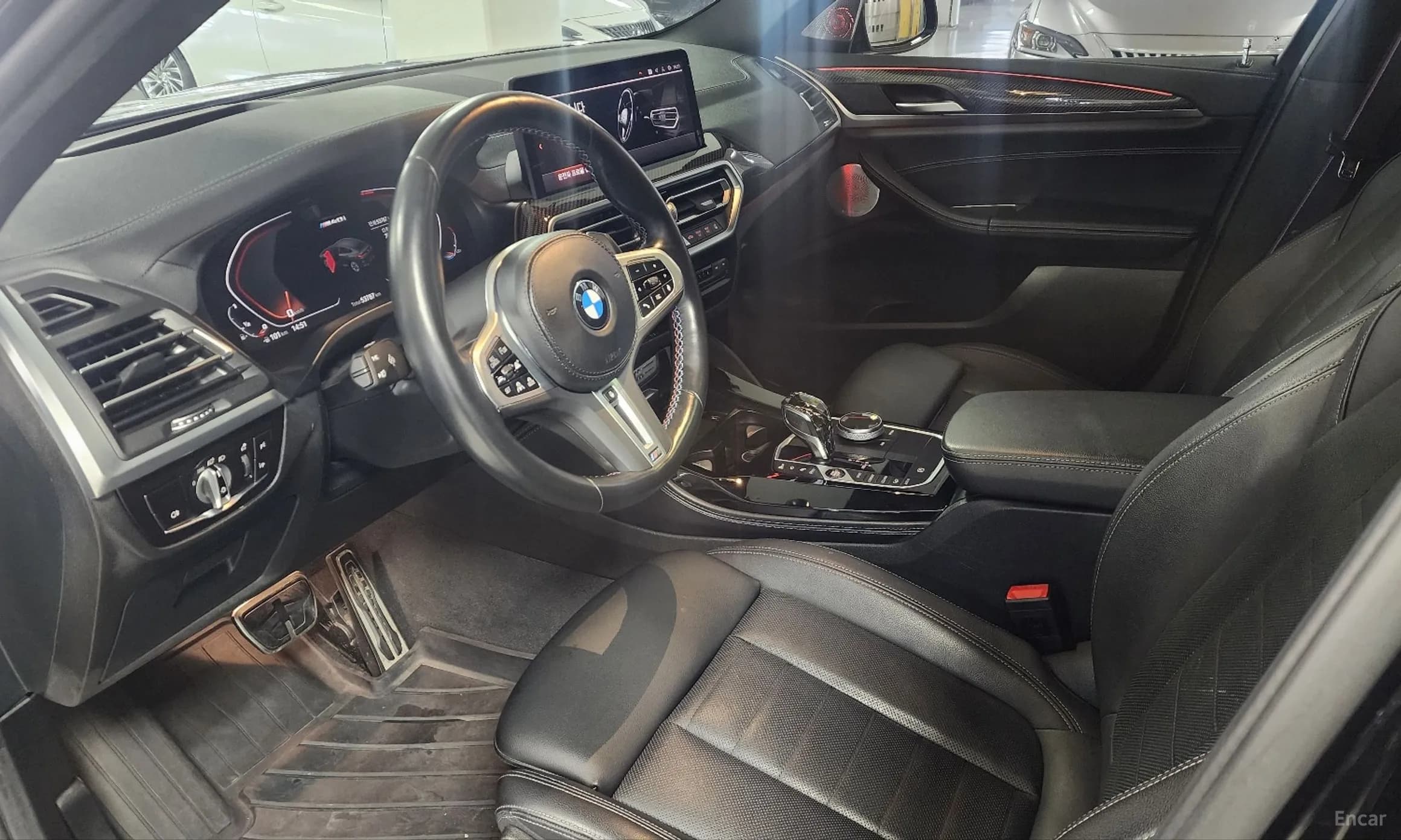 X4 (G02)