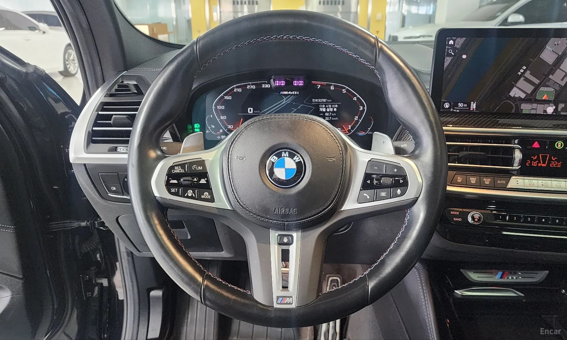 X4 (G02)