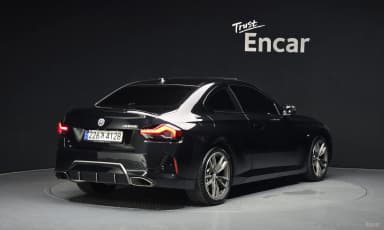 2 Series (G42)