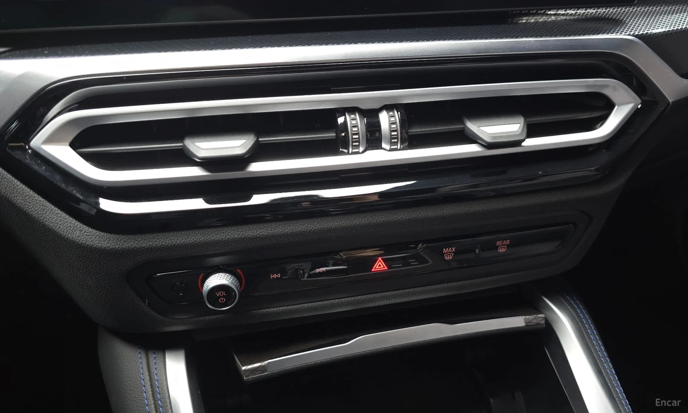 2 Series (G42)