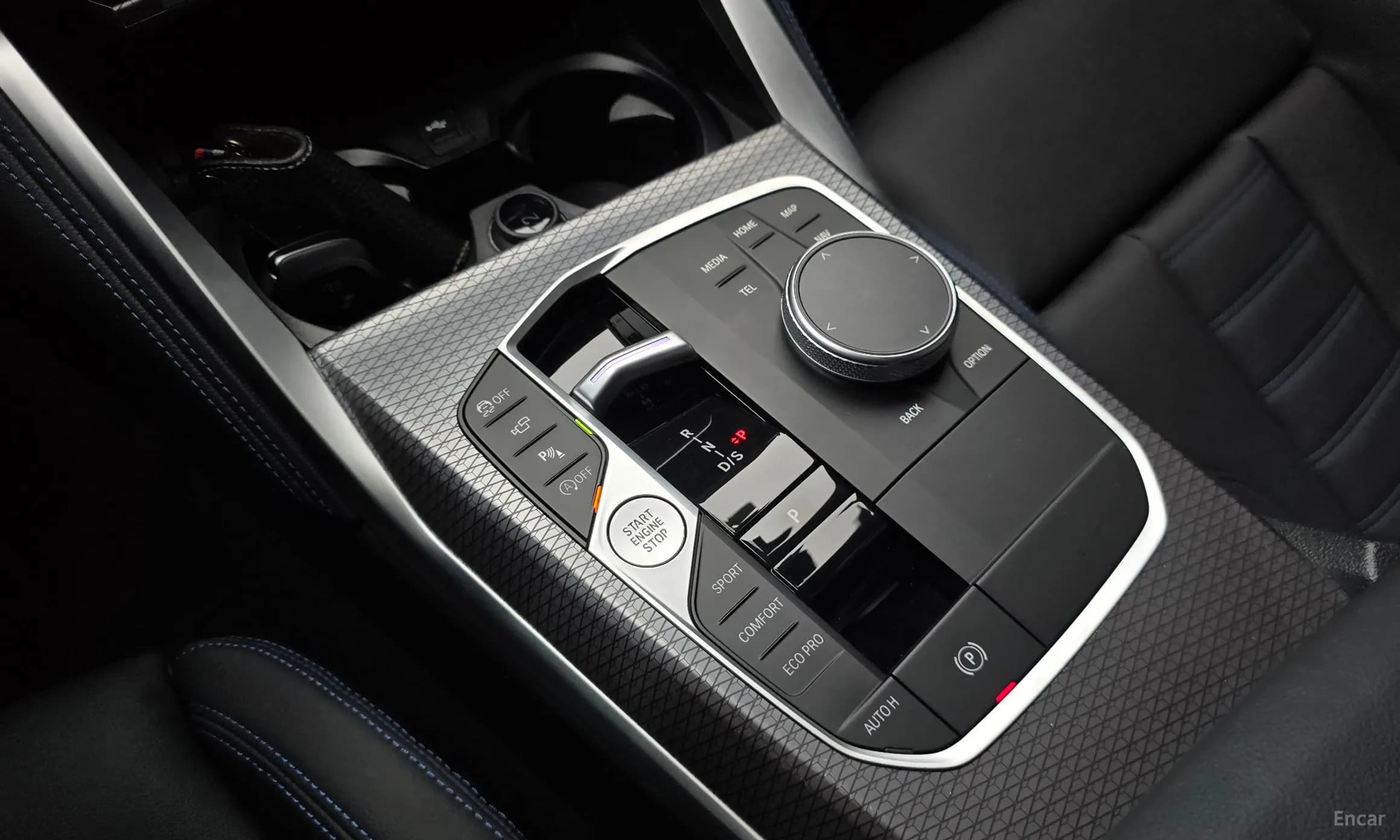 2 Series (G42)