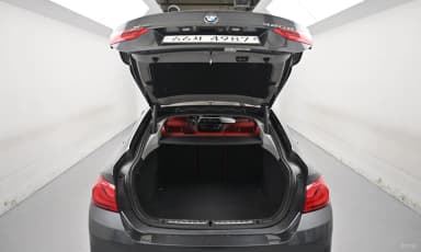 Series 4 (F32)
