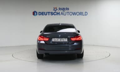 Series 4 (F32)