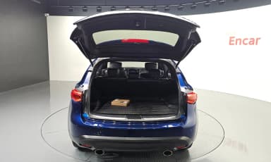 QX70