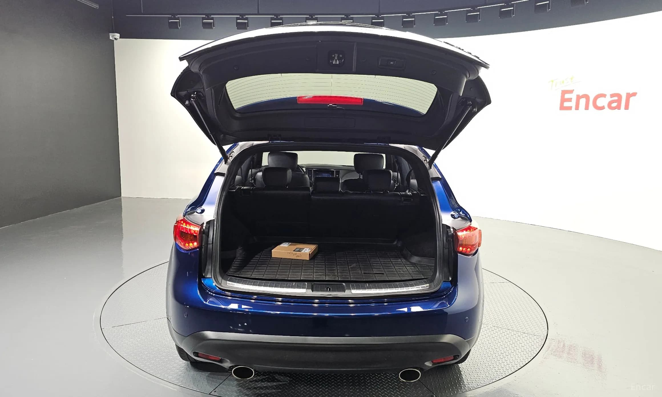 QX70