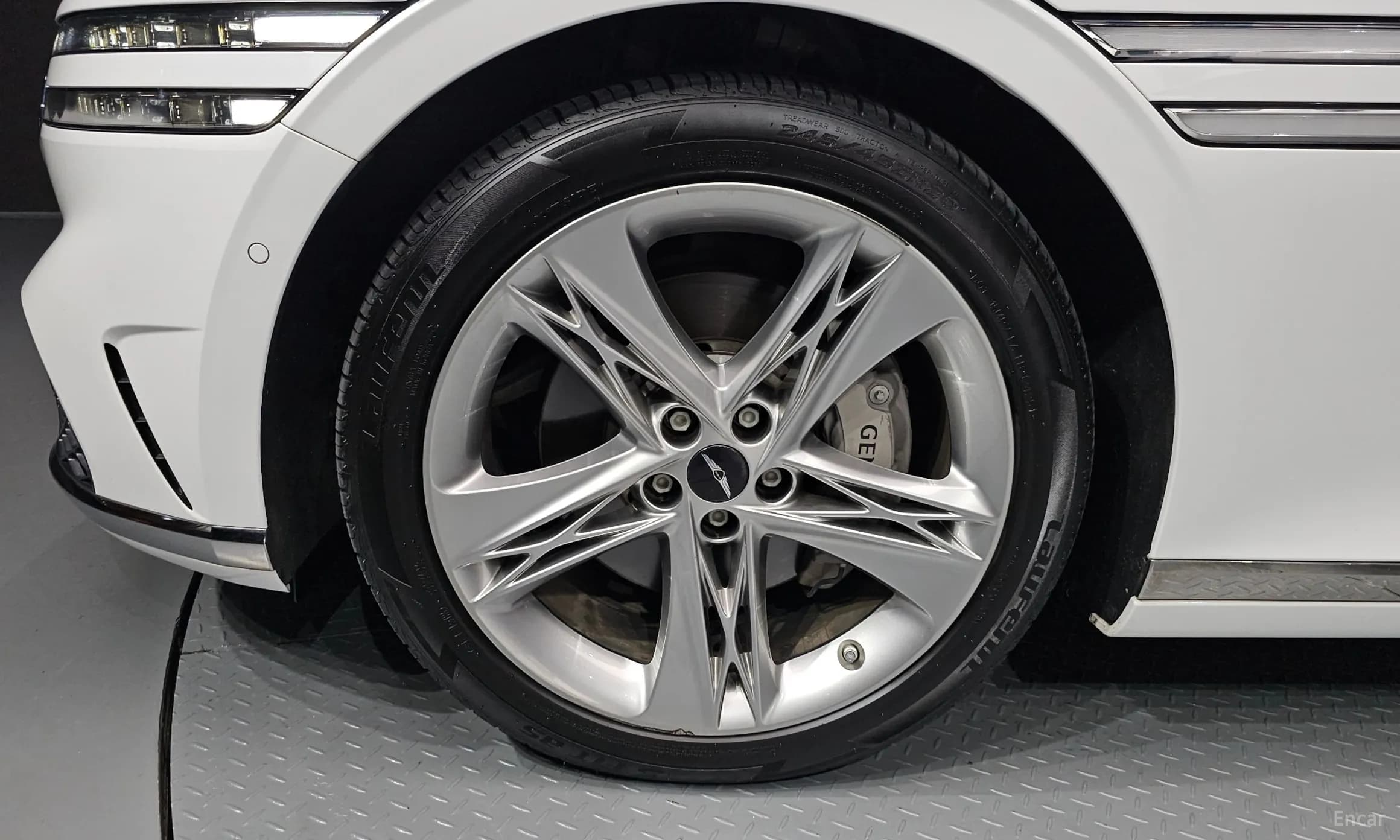 G90 (RS4)