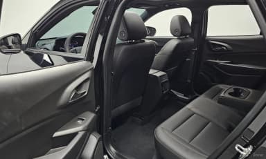 Trax Crossover