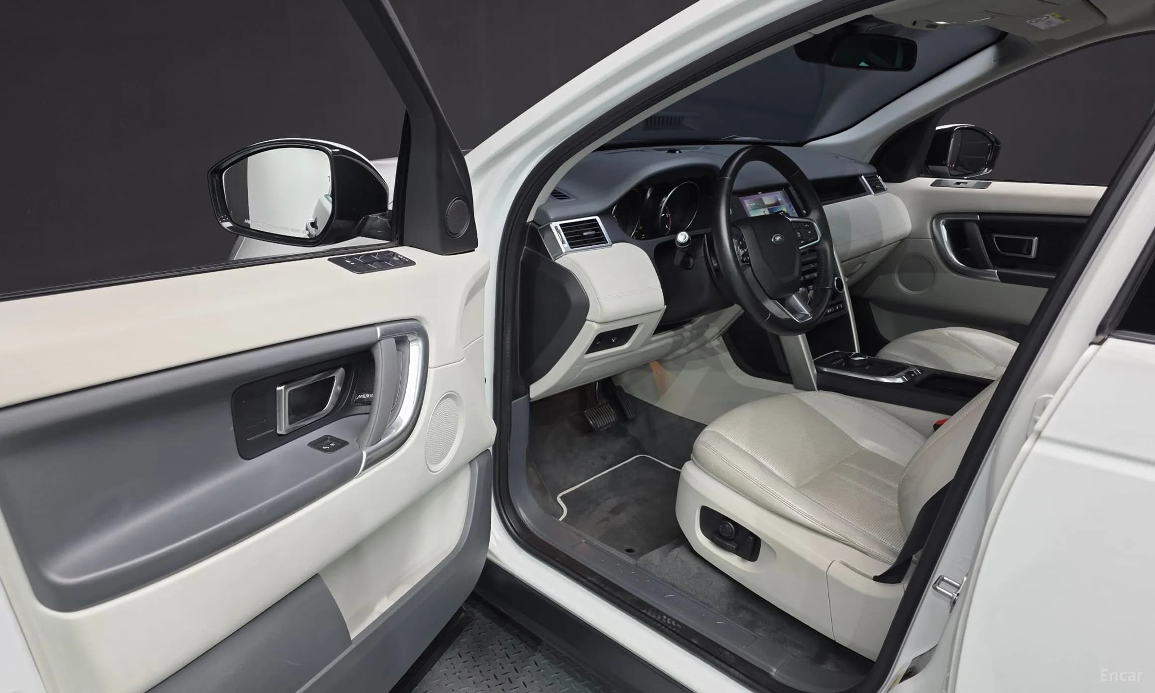 Discovery Sports