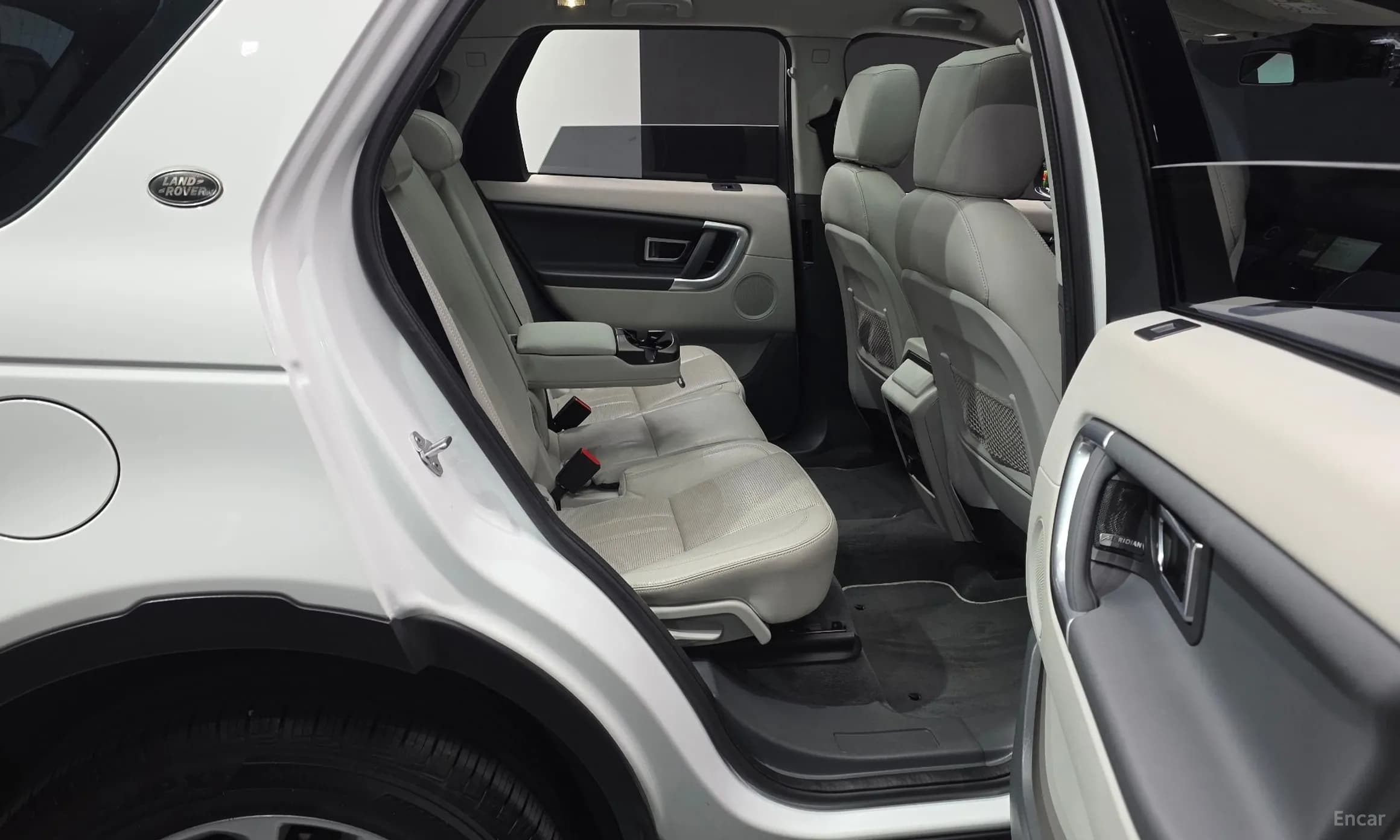 Discovery Sports