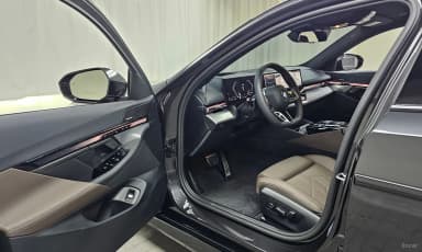 5 Series (G60)