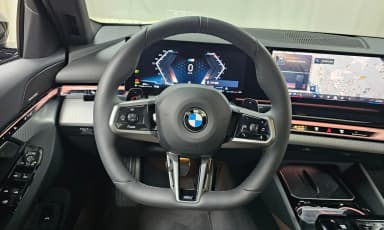5 Series (G60)