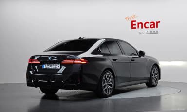 5 Series (G60)