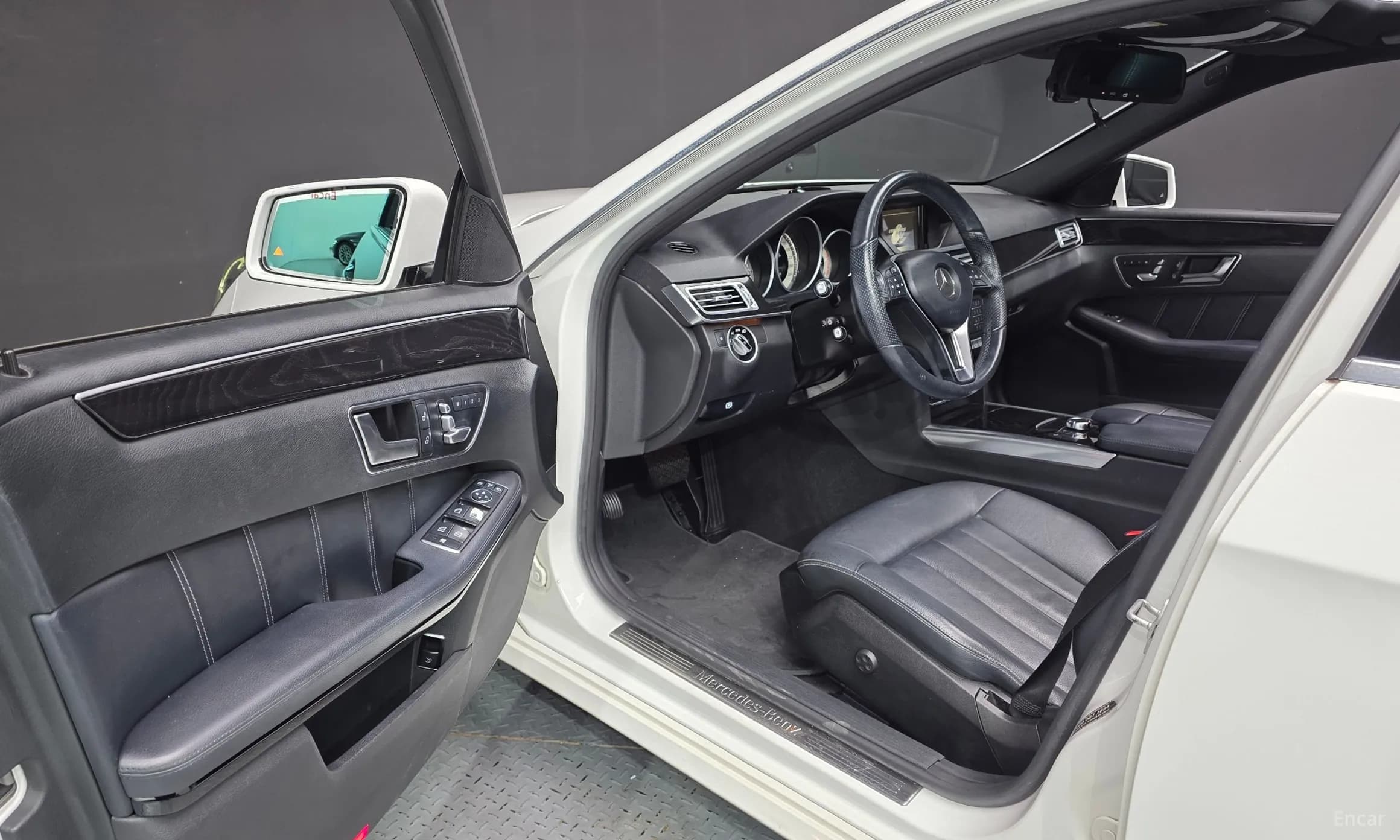 E-Class W212