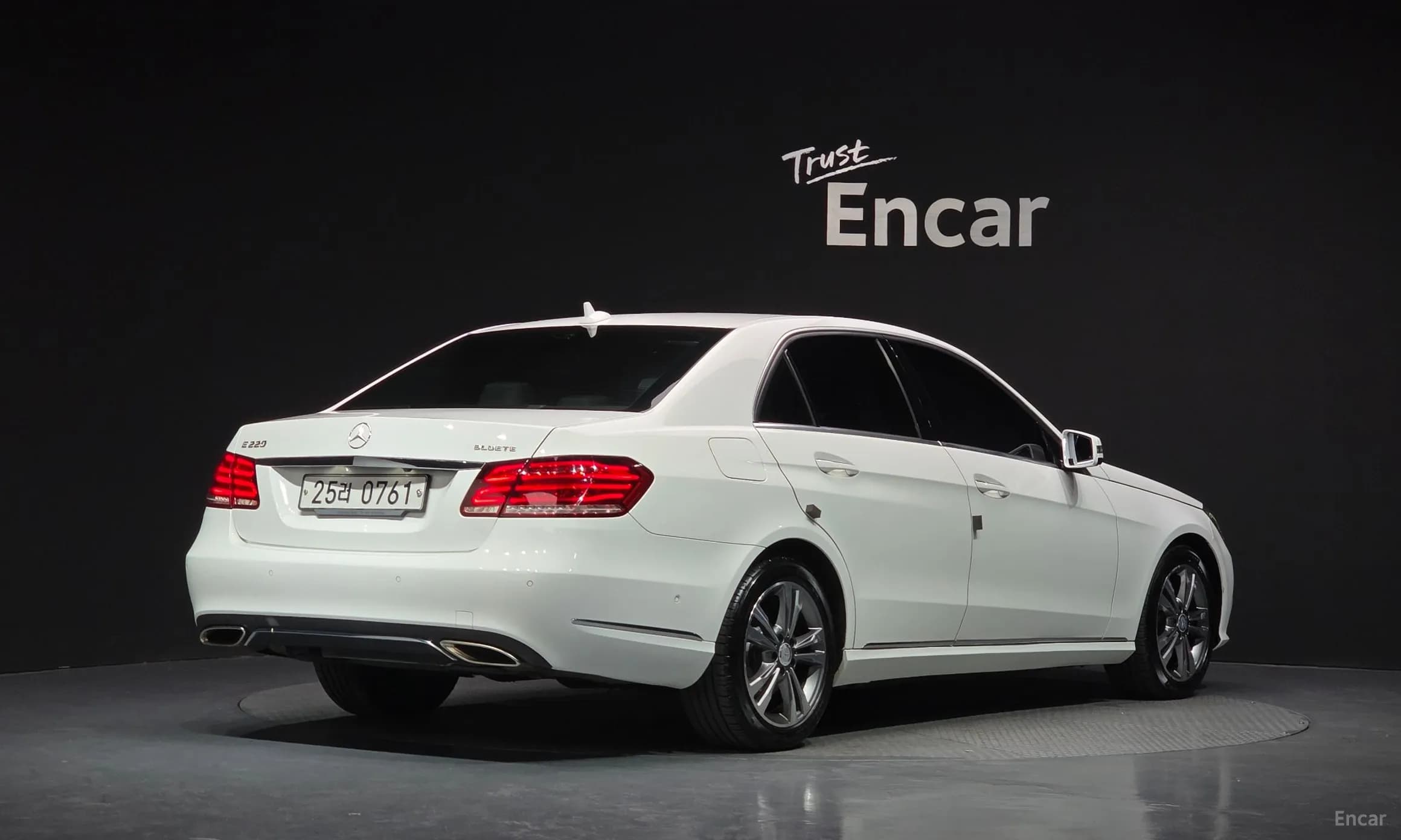 E-Class W212