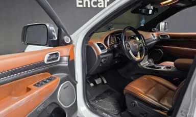 Grand Cherokee